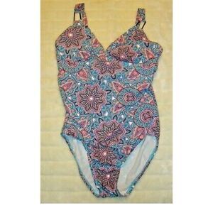 BEAUTIFUL LIKE NEW ASSETS MEDIUM 1-PIECE SWIMSUIT